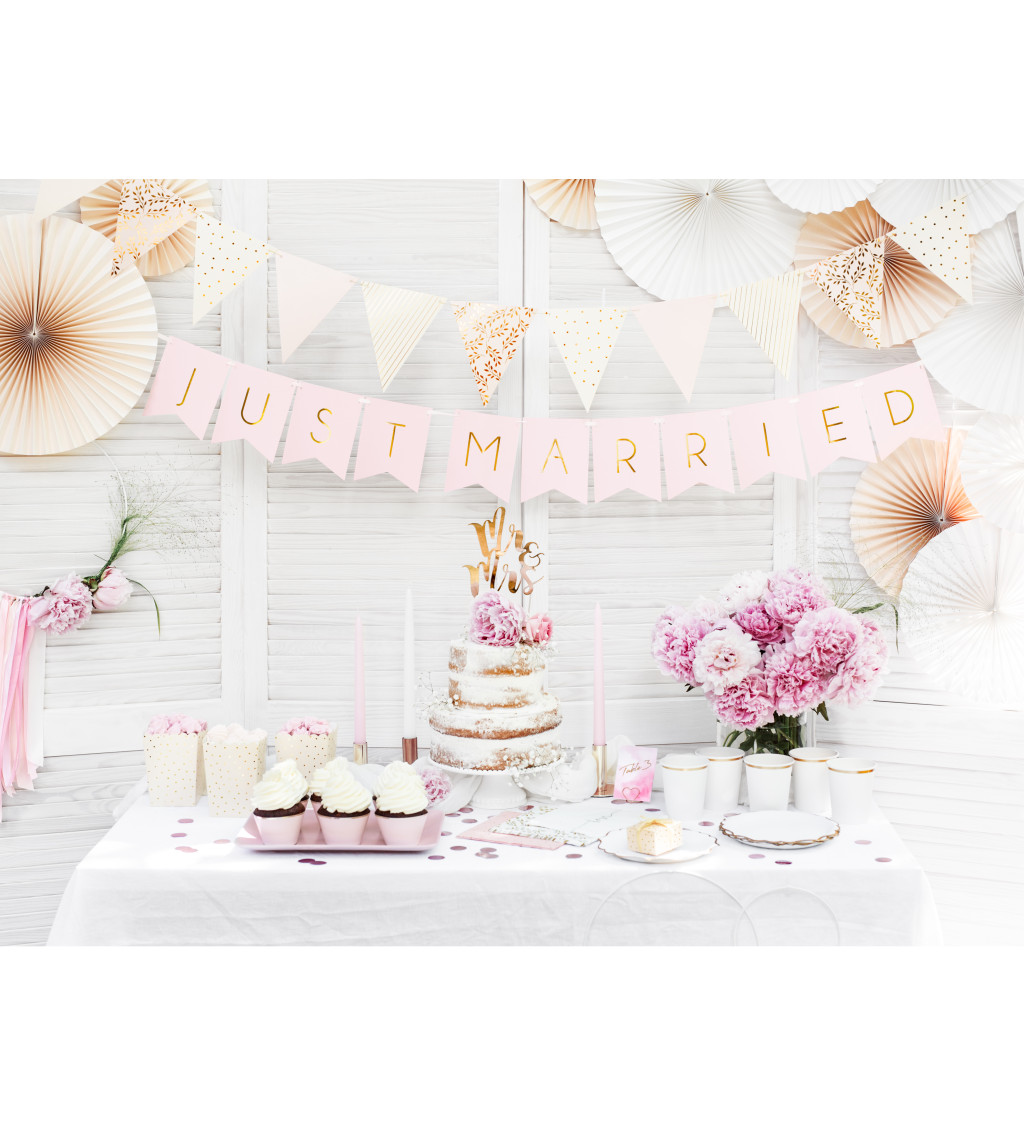 Fehér-arany poharak