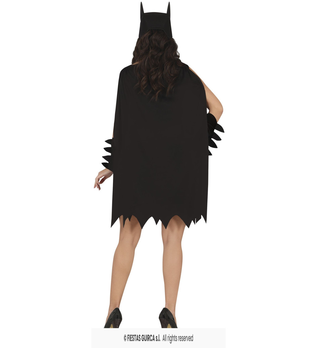 Az éjszaka hősnője, női jelmez