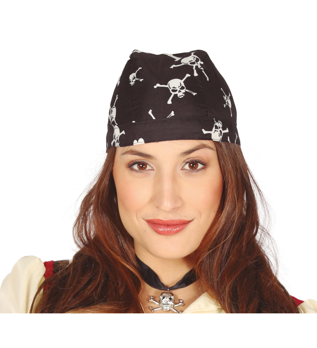 Kalóz sál koponyákkal