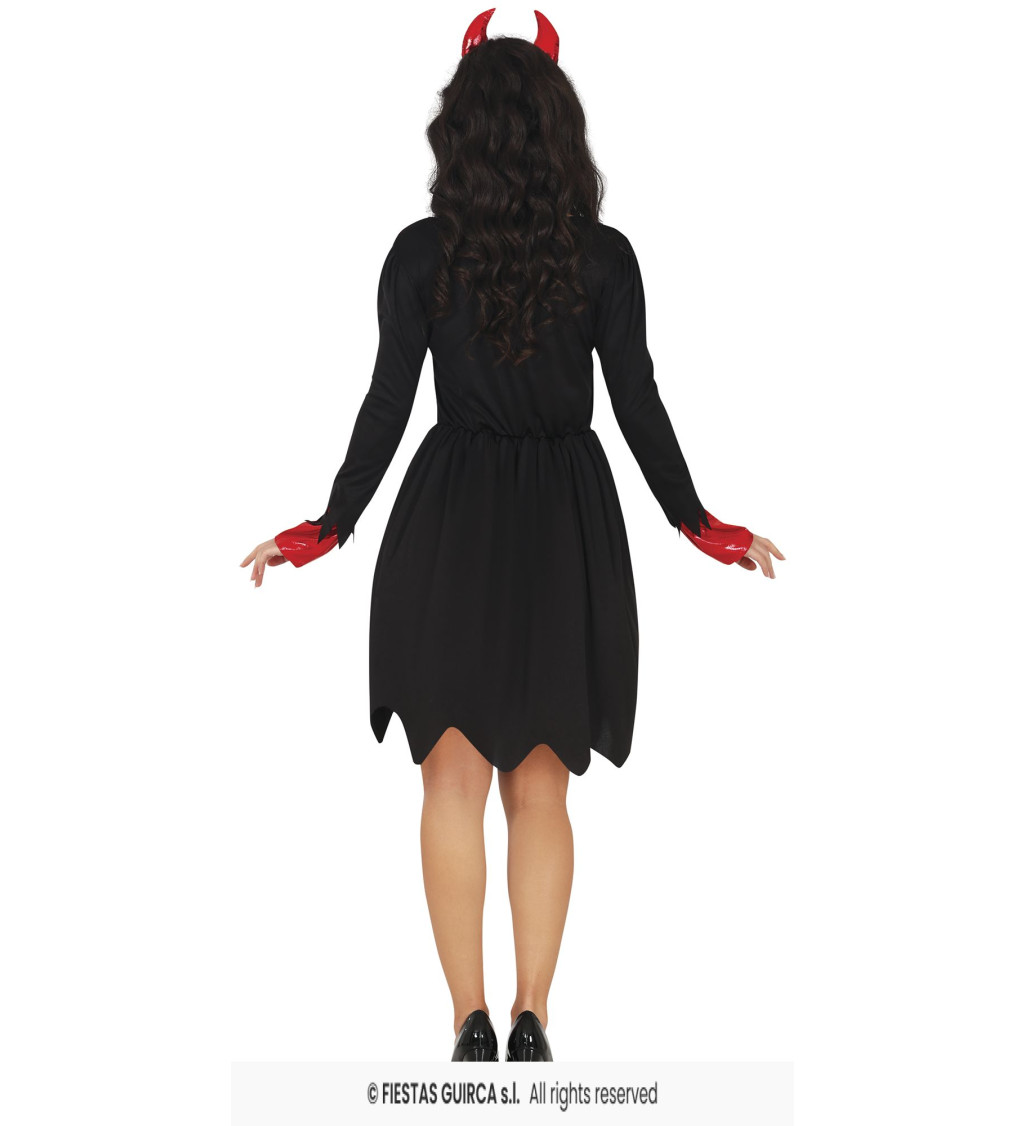 Női jelmez – Ördöglány