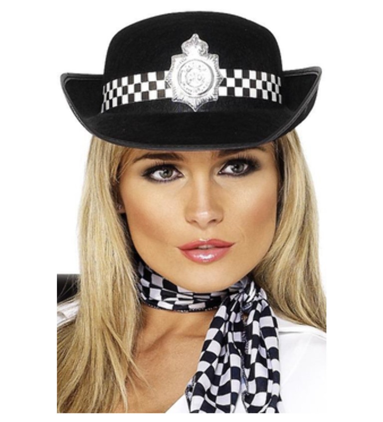 Rendőrnői kalap