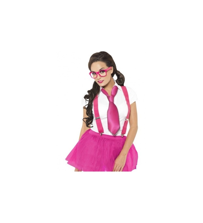 Szexi diáklány rózsaszínben