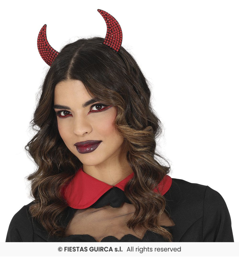 Fejpánt szarvakkal és piros kövekkel